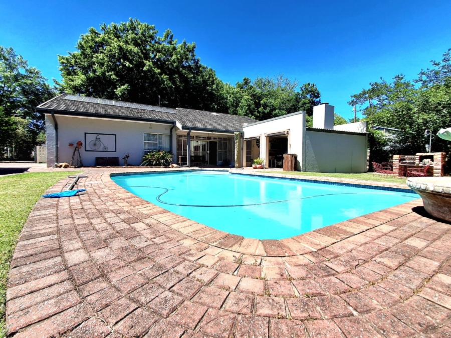 4 Bedroom Property for Sale in Sasolburg Ext 4 Free State